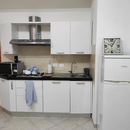 Casa Lore Apartment Livorno Bagian luar foto